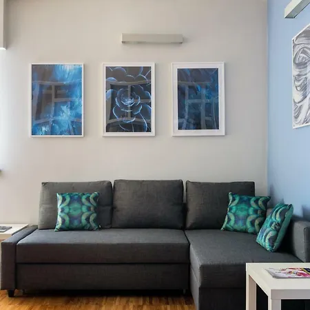 Sunset View - By Myhomeincomo 아파트 블레비오